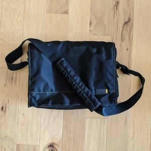 Targus Messenger Laptop Bag, Brand New!